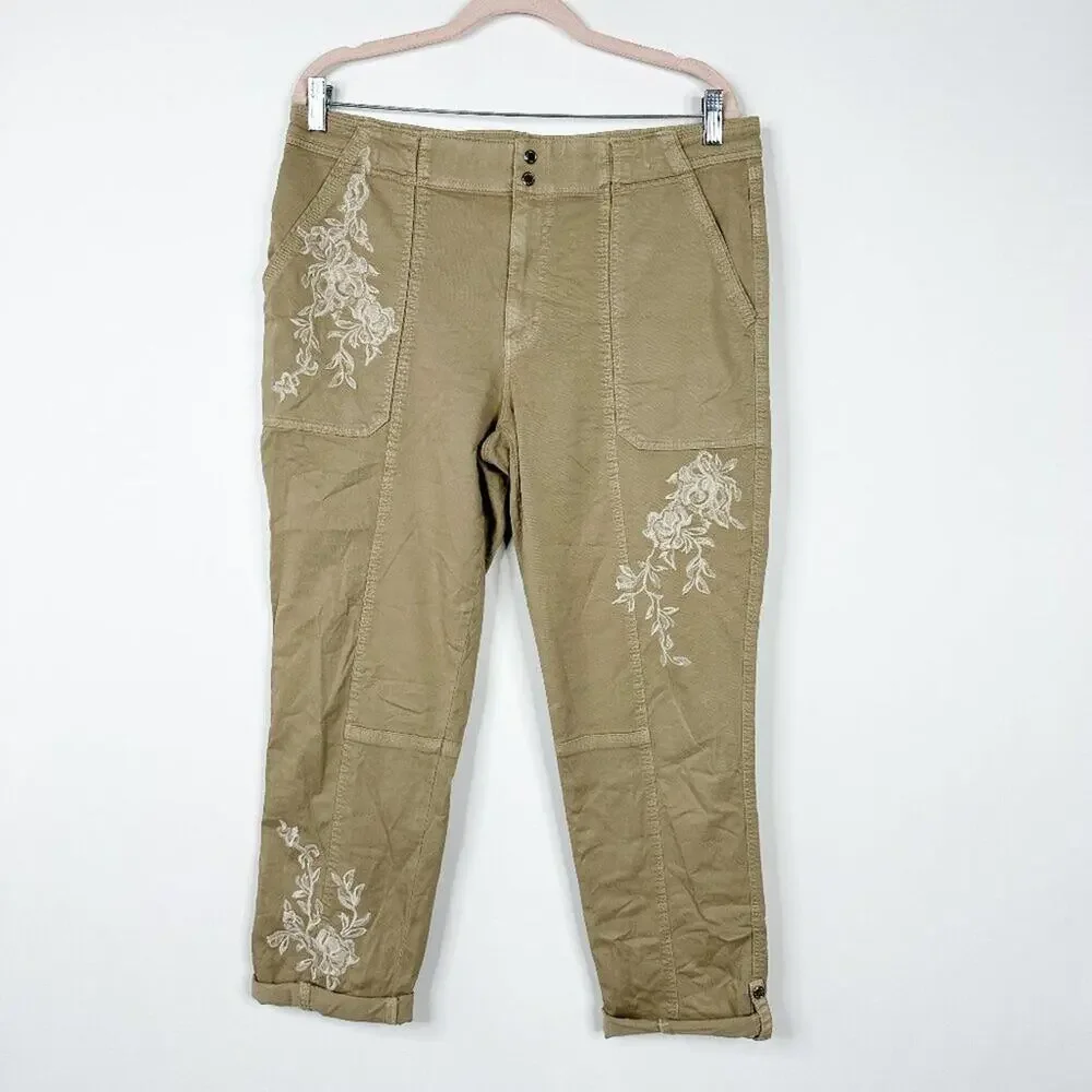 2/$30 WHBM Embroidered The Pret-A-Pedi Mid-rise Cropped Pants 12 #A0722